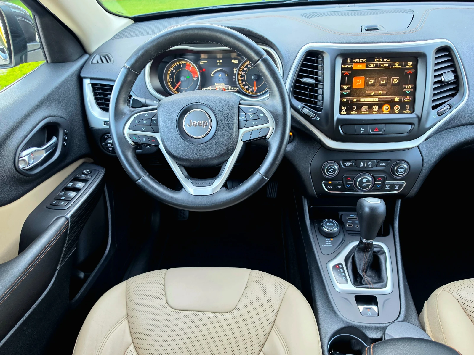 Jeep Cherokee 2.2LIMITED* 4WD* 200KC* TOP* , снимка 10 - Автомобили и джипове - 55492422