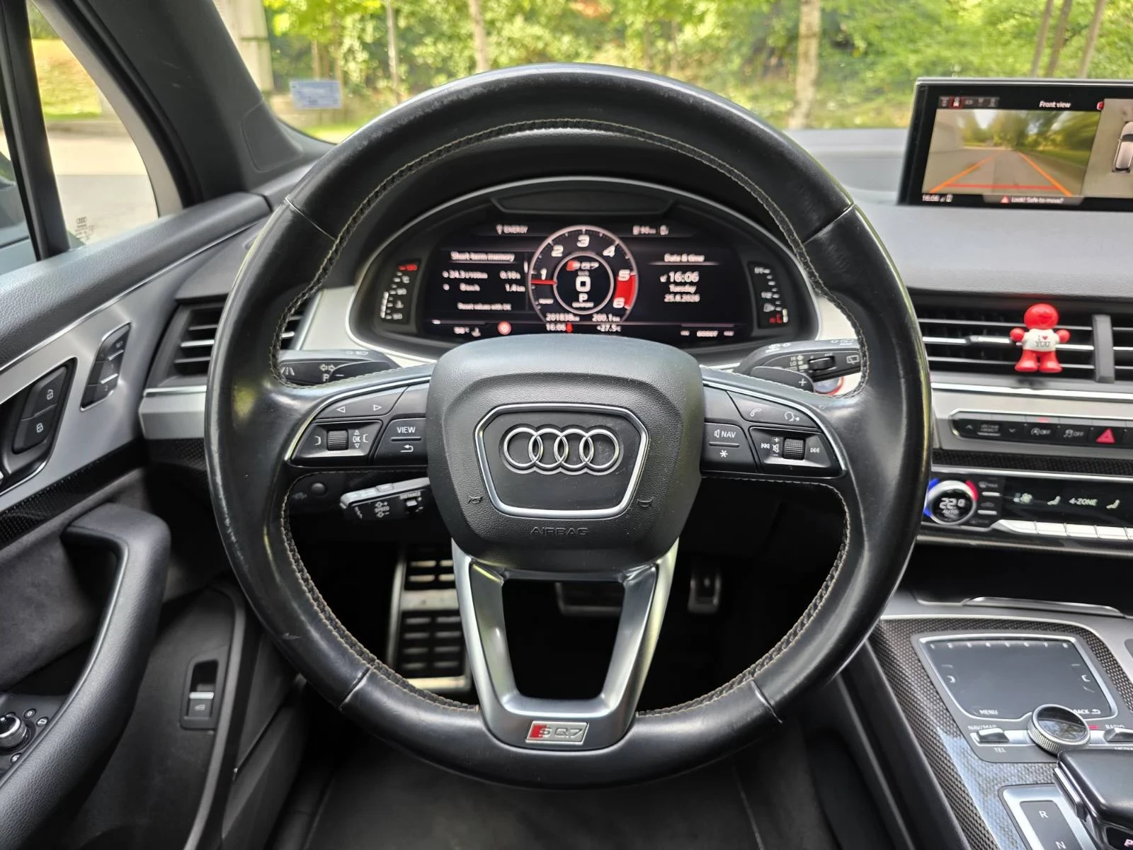 Audi SQ7 4.0TDI / MATRIX / 360 КАМЕРА, снимка 13 - Автомобили и джипове - 55829962