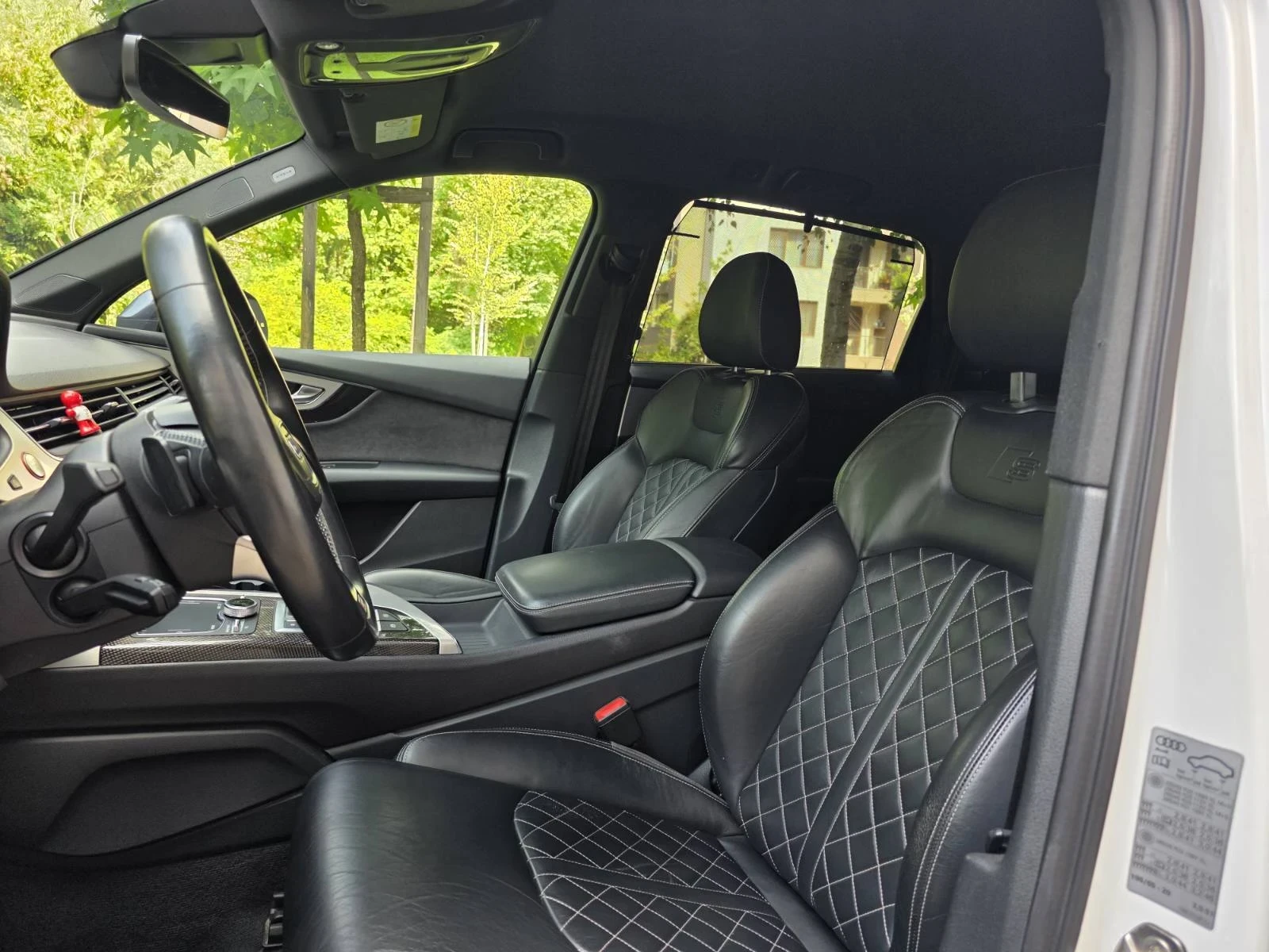 Audi SQ7 4.0TDI / MATRIX / 360 КАМЕРА, снимка 10 - Автомобили и джипове - 55829962