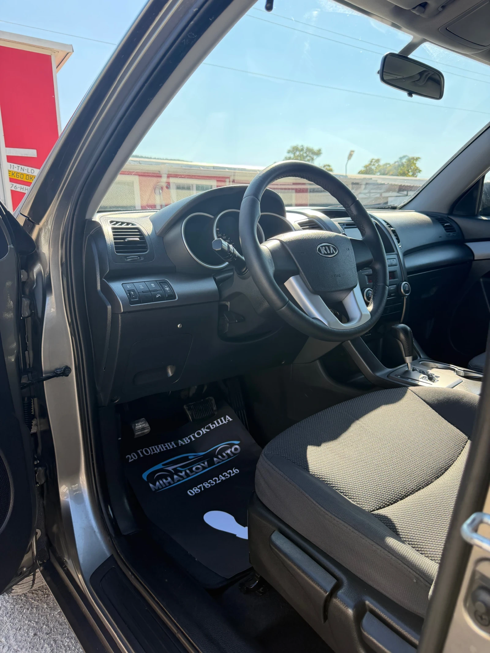 Kia Sorento 2.2CRDI AVTOMAT= AWD= NAVI, снимка 10 - Автомобили и джипове - 55848003