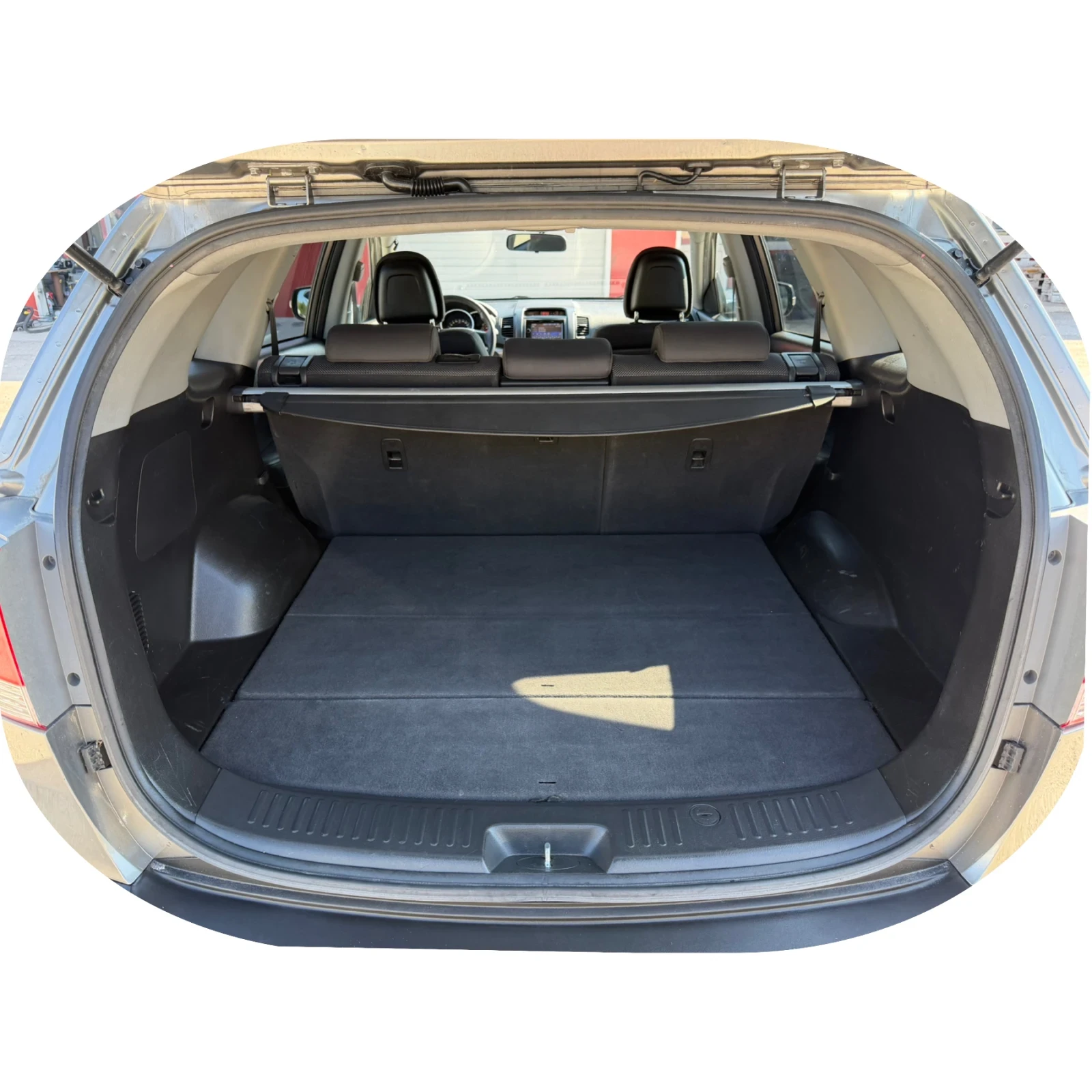 Kia Sorento 2.2CRDI AVTOMAT= AWD= NAVI, снимка 15 - Автомобили и джипове - 55848003