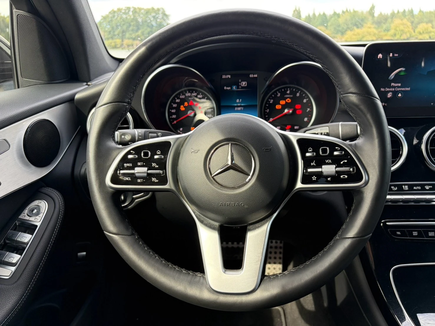 Mercedes-Benz GLC 300 / Carfax / Camera / Автокредит / , снимка 13 - Автомобили и джипове - 55986668