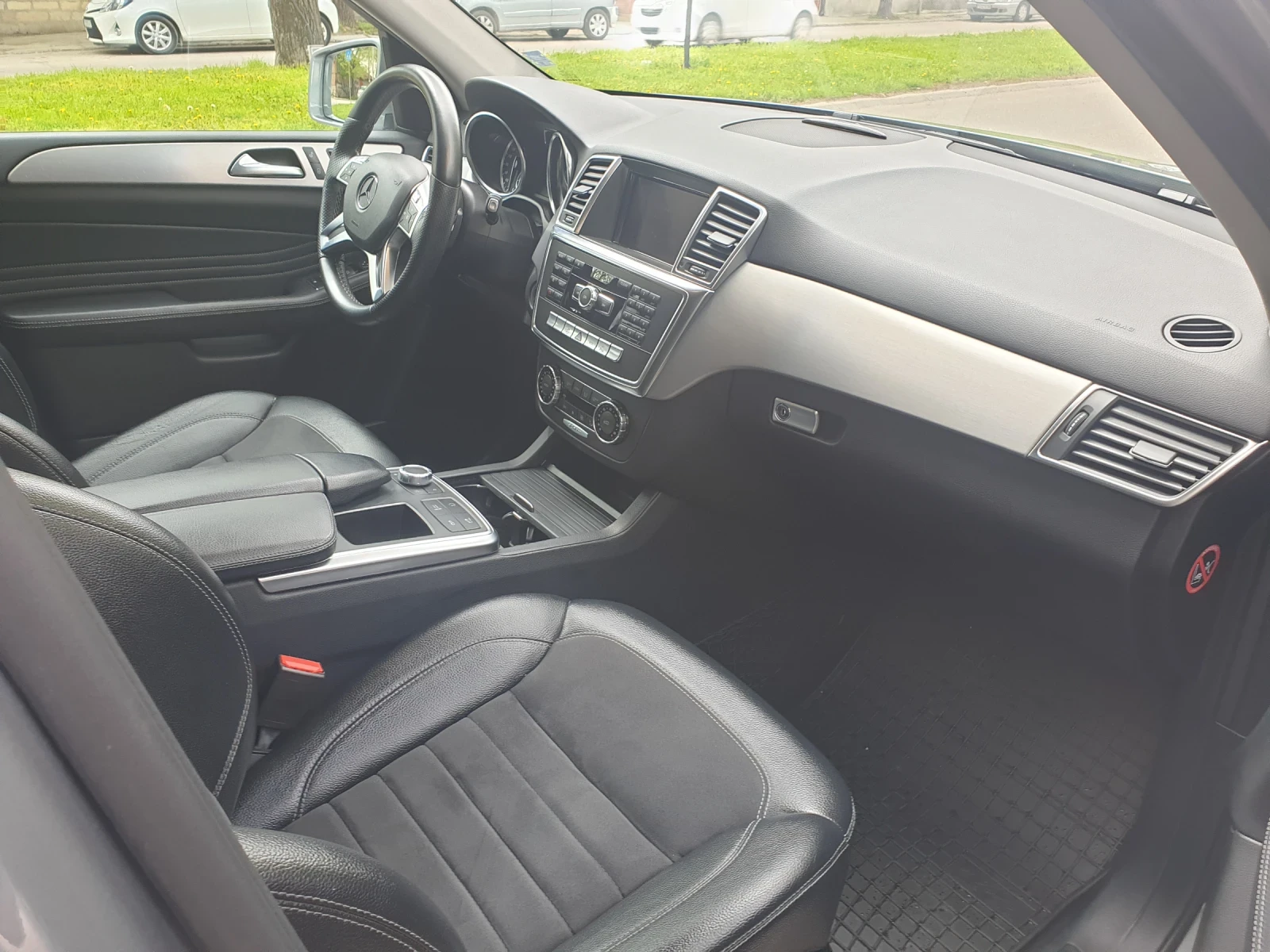 Mercedes-Benz ML 250, снимка 7 - Автомобили и джипове - 56024243