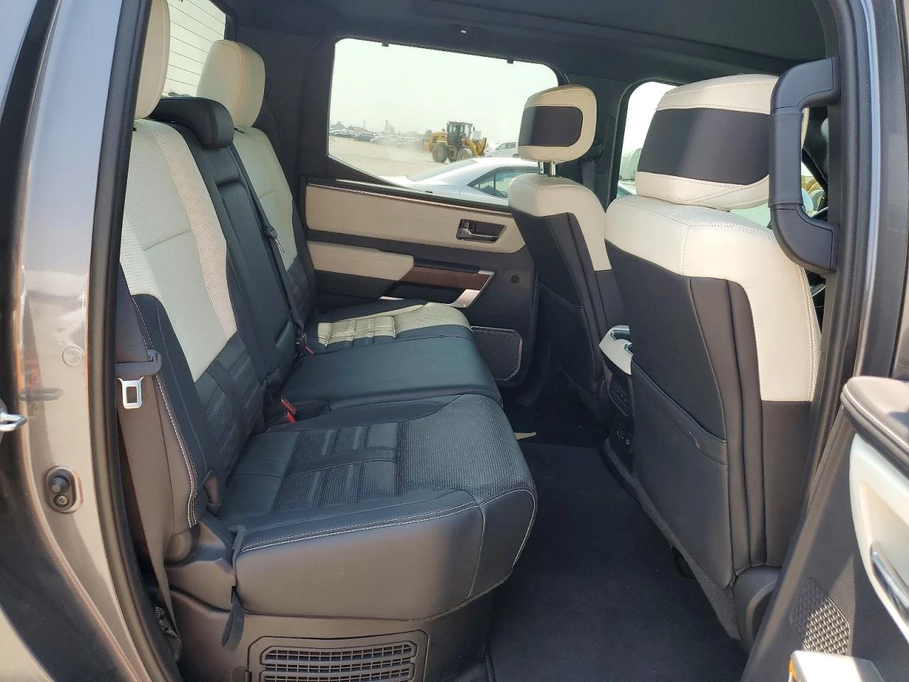 Toyota Tundra 3.4l Crewmax Capstone, снимка 11 - Автомобили и джипове - 56044300