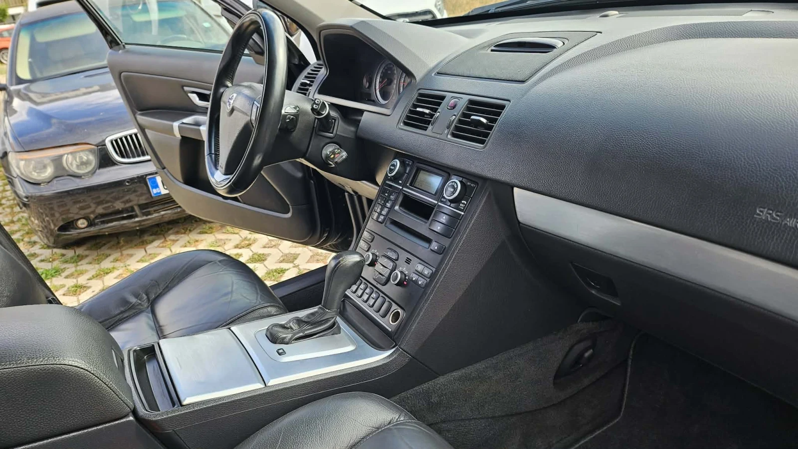 Volvo Xc90, снимка 16 - Автомобили и джипове - 56166154