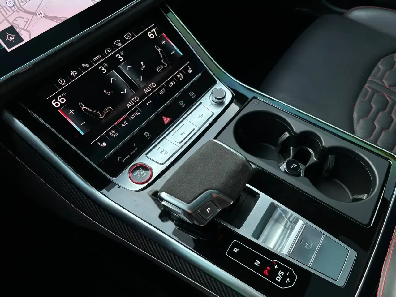 Audi RSQ8, снимка 8 - Автомобили и джипове - 56184155