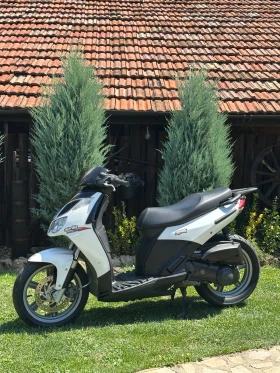     Aprilia 200
