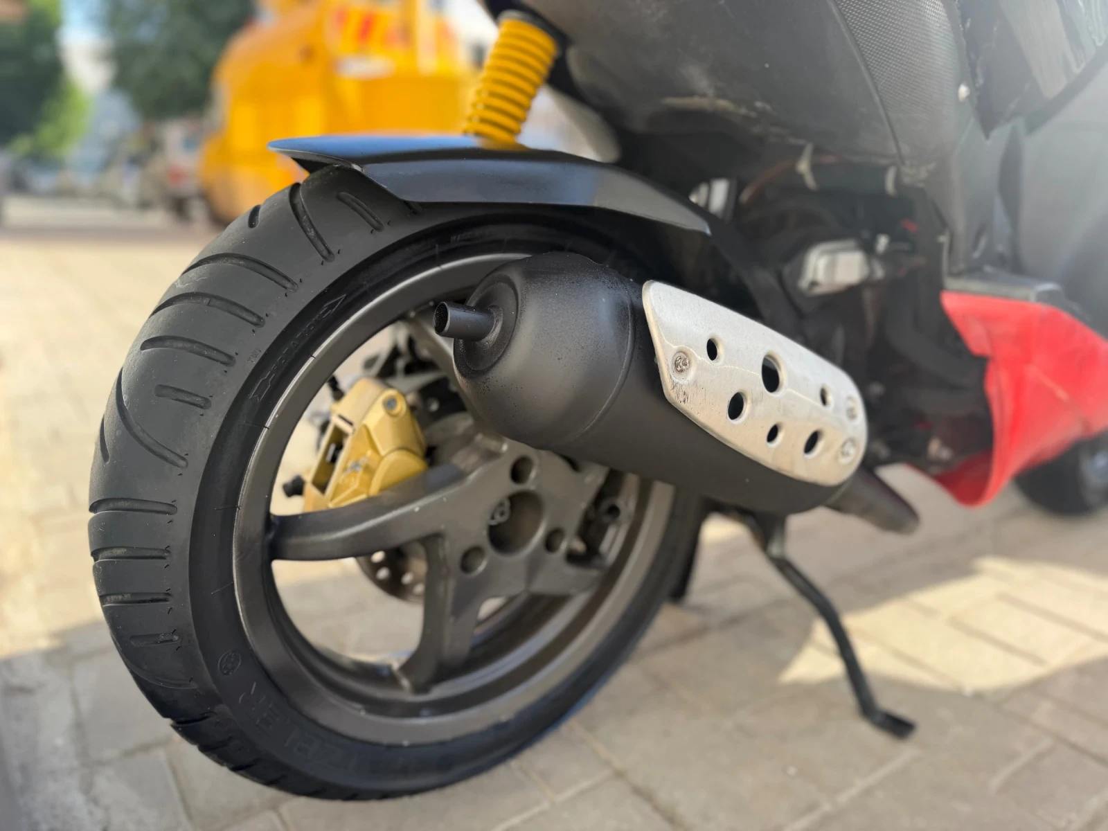 Aprilia Sr 50, снимка 13 - Мотоциклети и мототехника - 54546861