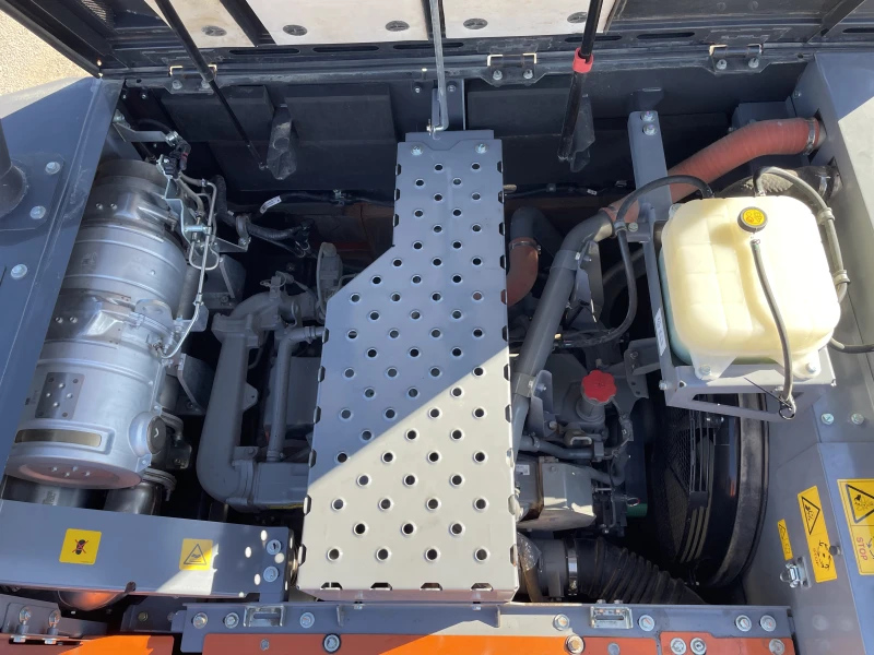 Багер Hitachi ZX 300 LCN-7, снимка 10 - Индустриална техника - 52131254