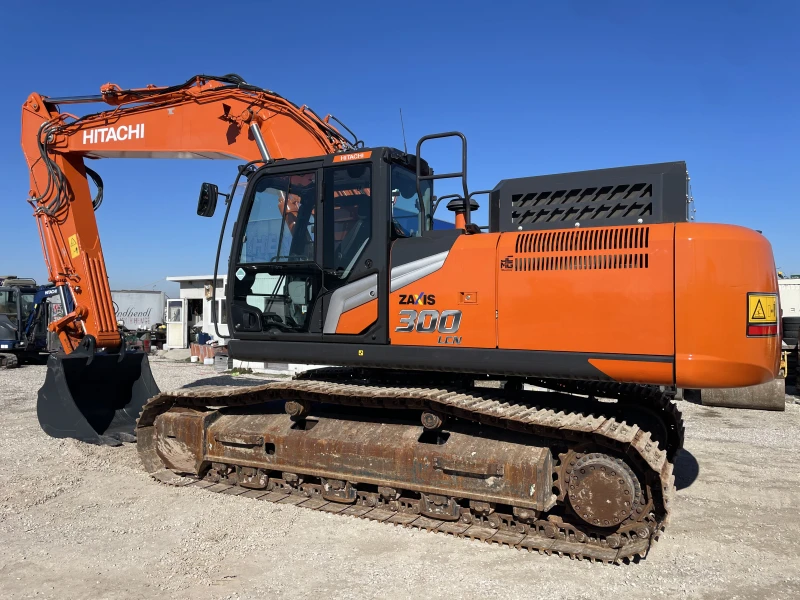 Багер Hitachi ZX 300 LCN-7, снимка 3 - Индустриална техника - 52131254