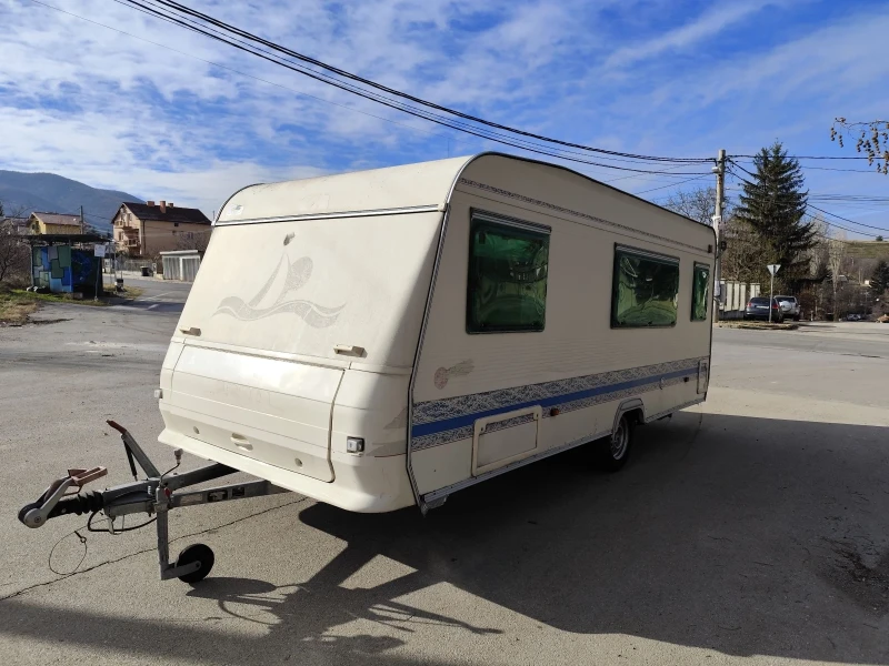 Каравана Adria Unika, снимка 5 - Каравани и кемпери - 52692568