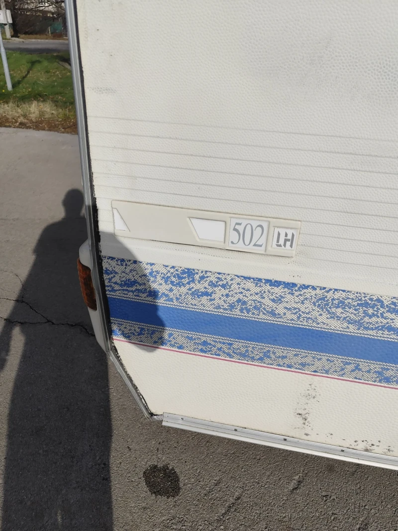 Каравана Adria Unika, снимка 14 - Каравани и кемпери - 52692568