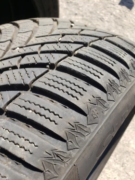 Гуми Зимни 215/55R16, снимка 5