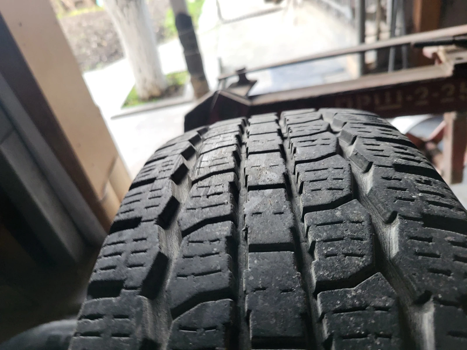 ���� 205/70R15 | Mobile.bg � ����������� 2
