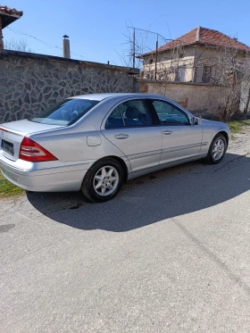 Mercedes-Benz C 180, снимка 4