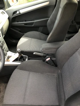 Opel Astra 1.6 105к.с. Sport, снимка 13