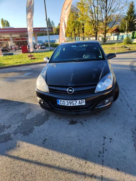 Opel Astra 1.6 GTC, снимка 1