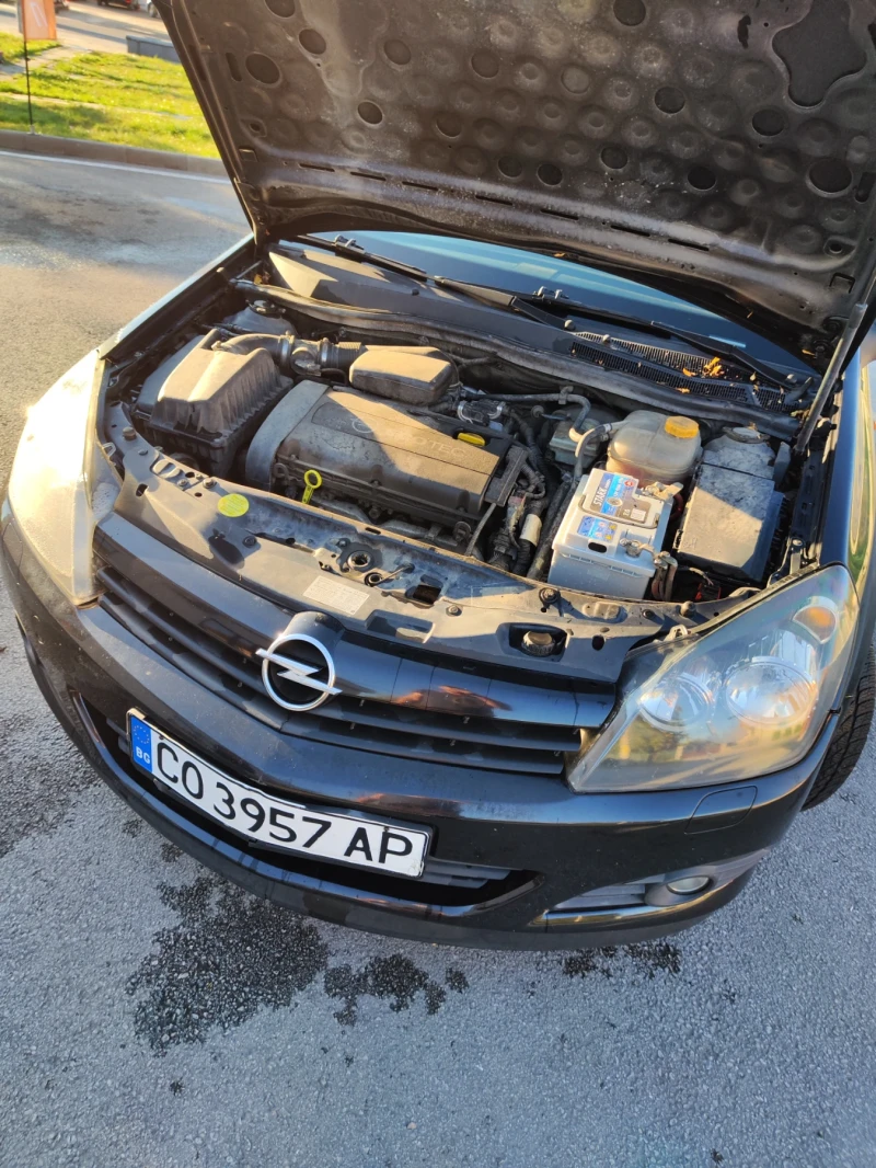 Opel Astra 1.6 GTC, снимка 14 - Автомобили и джипове - 47654977