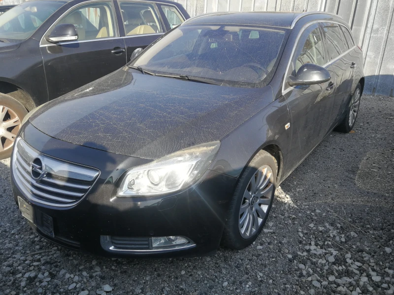 Opel Insignia Cosmo/Full extri , снимка 1 - Автомобили и джипове - 47779537