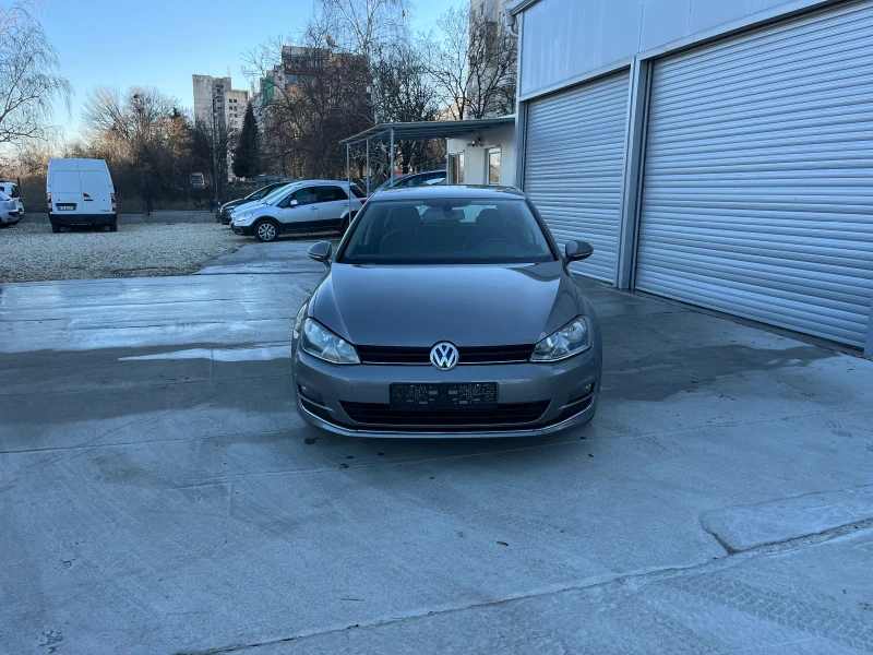 VW Golf 1.6 tdi, снимка 2 - Автомобили и джипове - 48403747