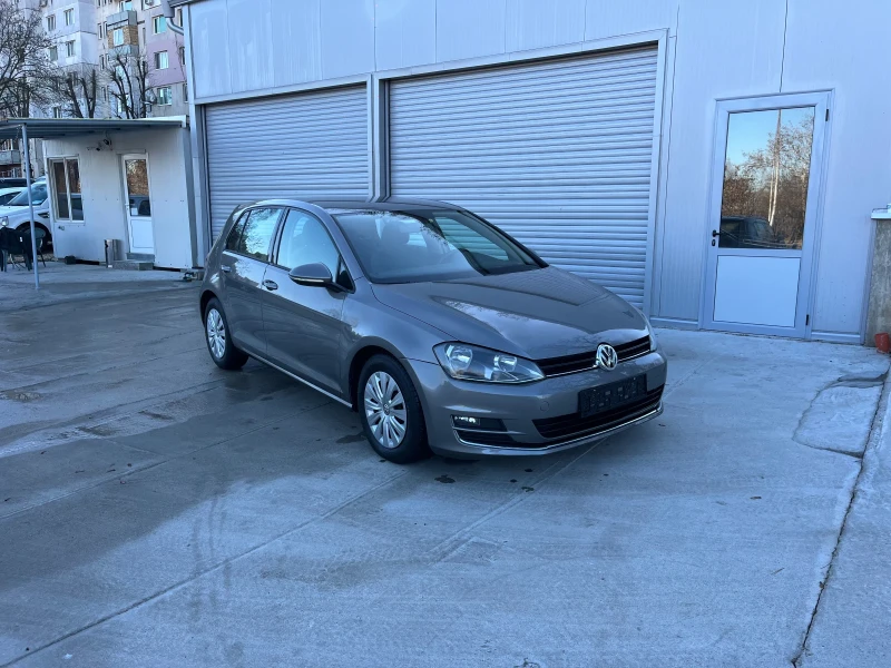 VW Golf 1.6 tdi, снимка 1 - Автомобили и джипове - 48403747