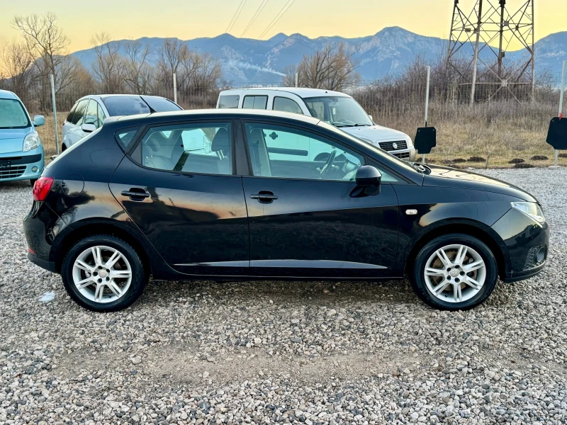 Seat Ibiza 1.6 TDI 105 к.с. Италия, снимка 6 - Автомобили и джипове - 48829135