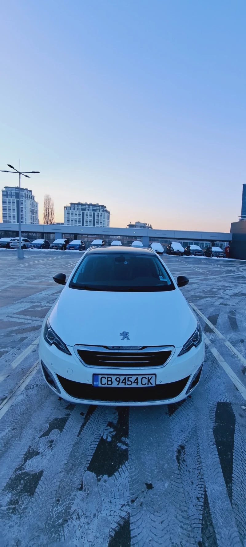 Peugeot 308 Allure 1.6 HDi SW, снимка 4 - Автомобили и джипове - 48963710