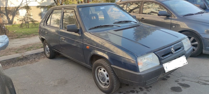 Skoda Favorit, снимка 2 - Автомобили и джипове - 49393454