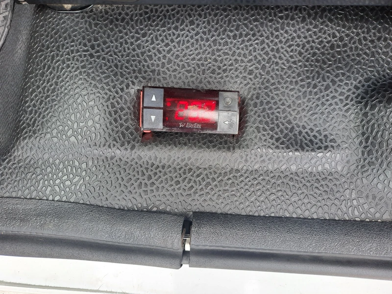 Renault Kangoo 1.5DCi 90k.c. ХЛАДИЛЕН, снимка 8 - Автомобили и джипове - 50222552