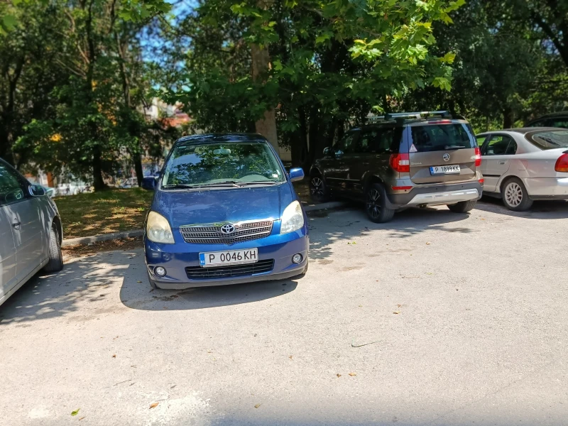 Toyota Corolla verso, снимка 5 - Автомобили и джипове - 52770412