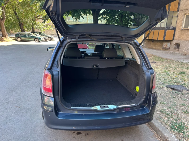 Opel Astra, снимка 13 - Автомобили и джипове - 52347975