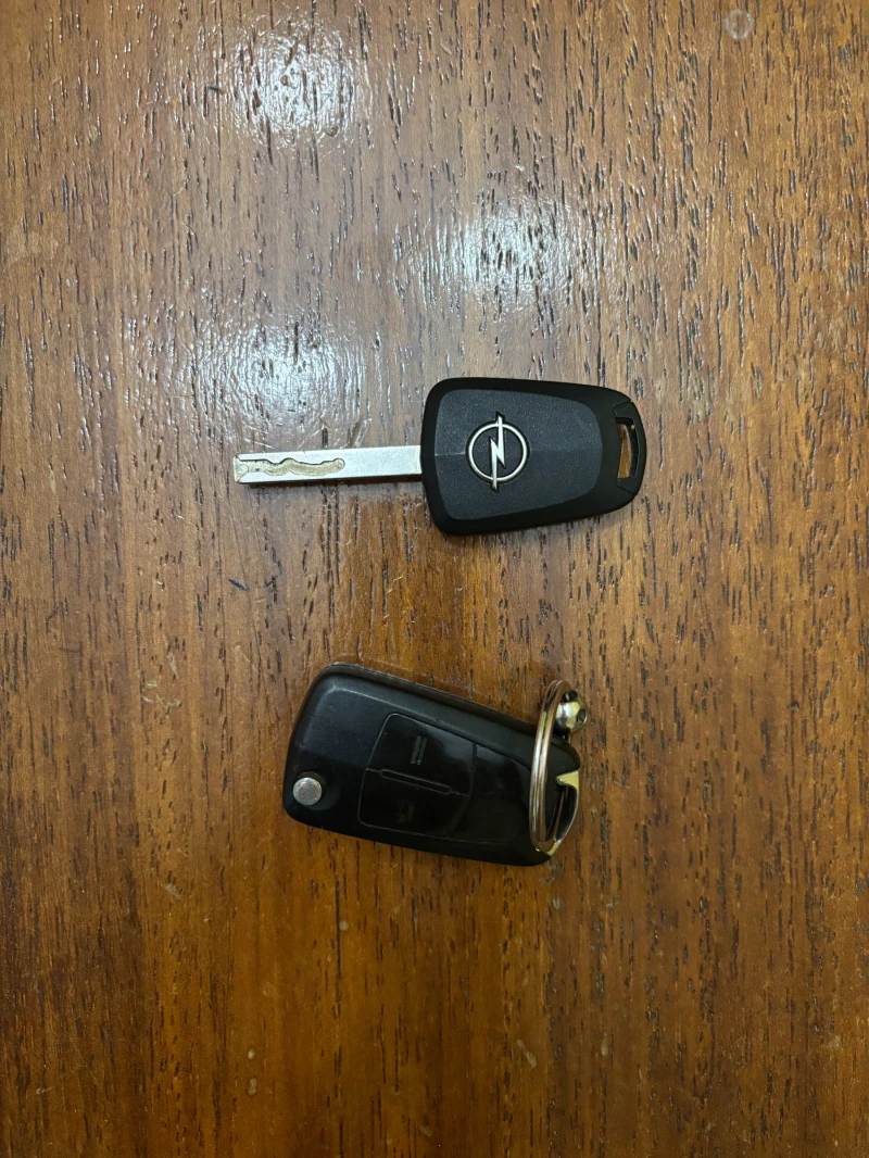 Opel Astra, снимка 17 - Автомобили и джипове - 52347975