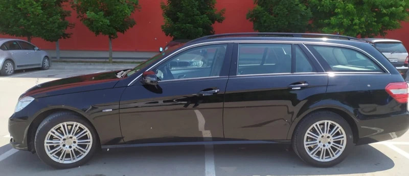 Mercedes-Benz E 250 4x4 4MATIC , снимка 5 - Автомобили и джипове - 52123662