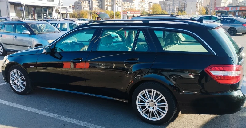 Mercedes-Benz E 250 4x4 4MATIC , снимка 6 - Автомобили и джипове - 52123662