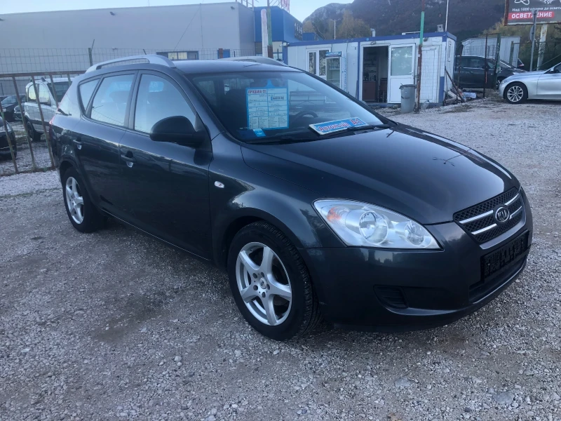 Kia Ceed 1.6crdi-90k, снимка 3 - Автомобили и джипове - 52227204