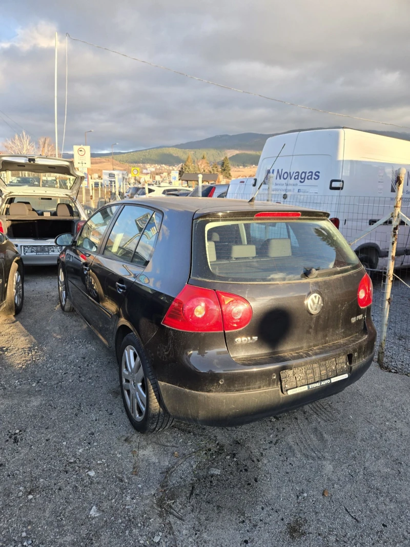 VW Golf, снимка 5 - Автомобили и джипове - 52946146