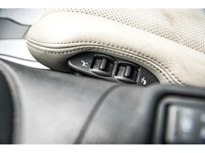 Nissan 370Z TOURING COUPE | CLEAN CARFAX | HEATED SEATS, снимка 8 - Автомобили и джипове - 52651686