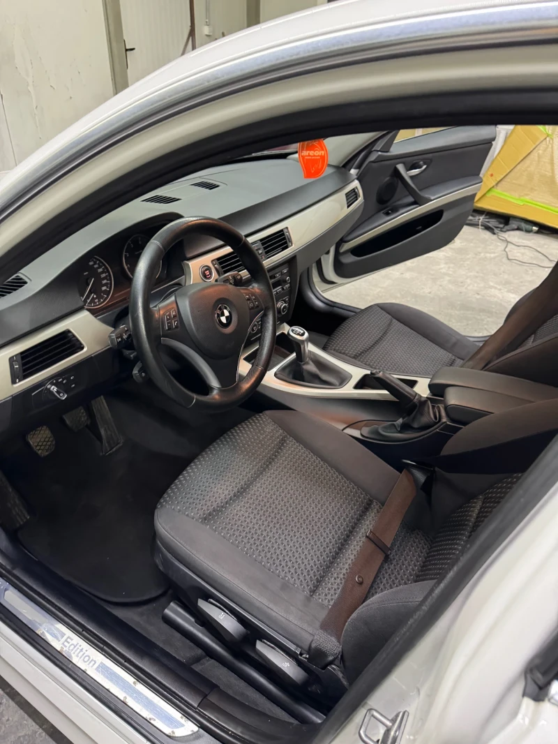 BMW 318, снимка 8 - Автомобили и джипове - 52926028