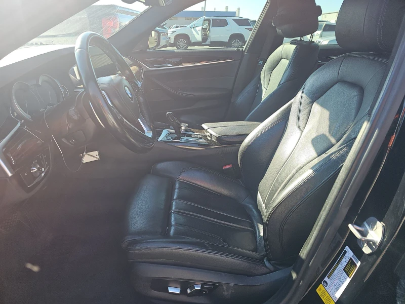 BMW 540 * Head-Up* HARMAN* KEYLESS* , снимка 7 - Автомобили и джипове - 53284191