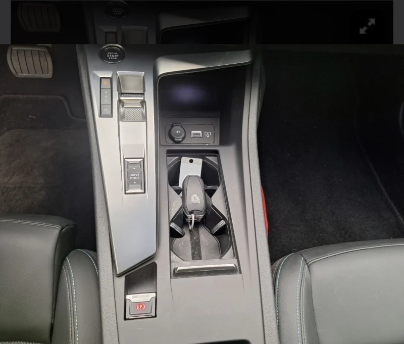 Peugeot 308 PureTech , Автоматик, снимка 6 - Автомобили и джипове - 53406529