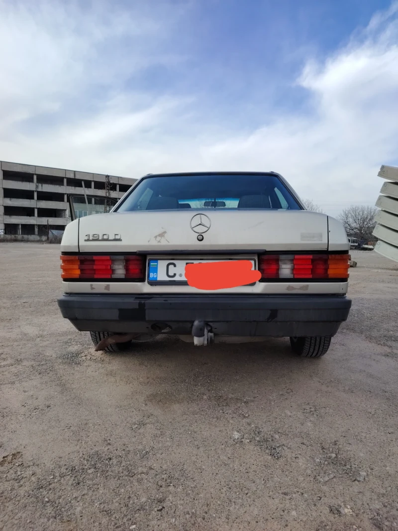 Mercedes-Benz 190, снимка 4 - Автомобили и джипове - 53479204