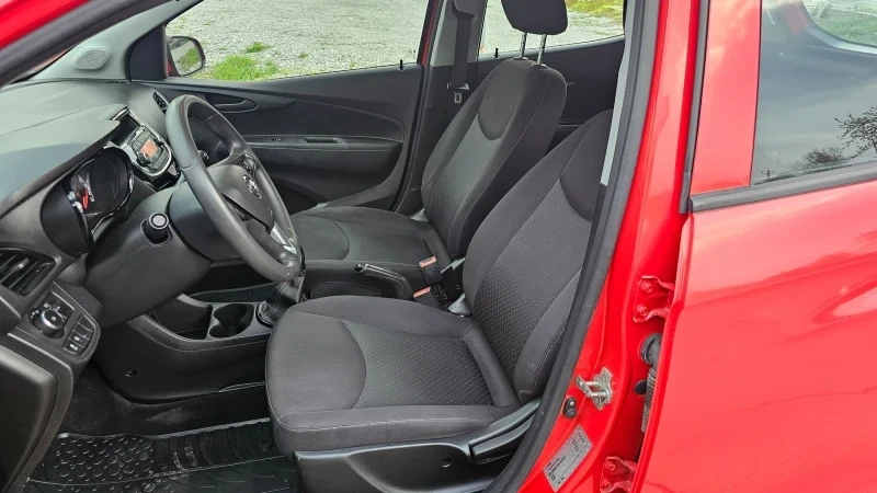 Opel Karl Бензин - изображение 4