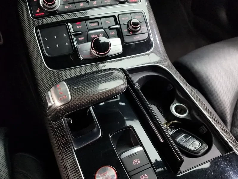 Audi S8 4.0 TFSI Quattro, снимка 9 - Автомобили и джипове - 54203749