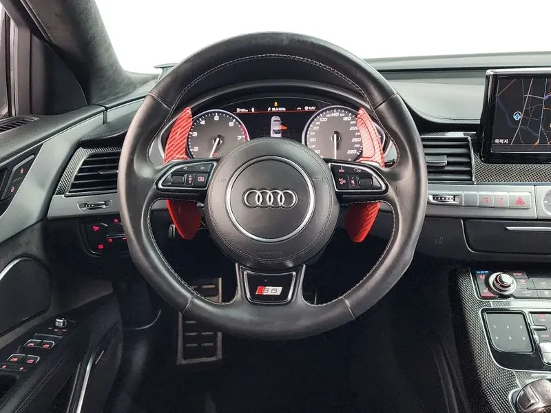 Audi S8 4.0 TFSI Quattro, снимка 13 - Автомобили и джипове - 54203749