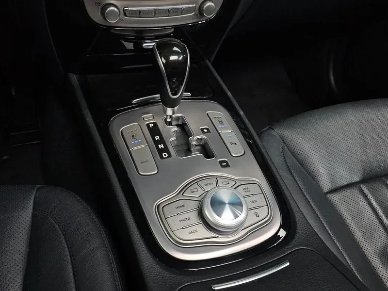 Hyundai Genesis 3.3, снимка 9 - Автомобили и джипове - 54618155