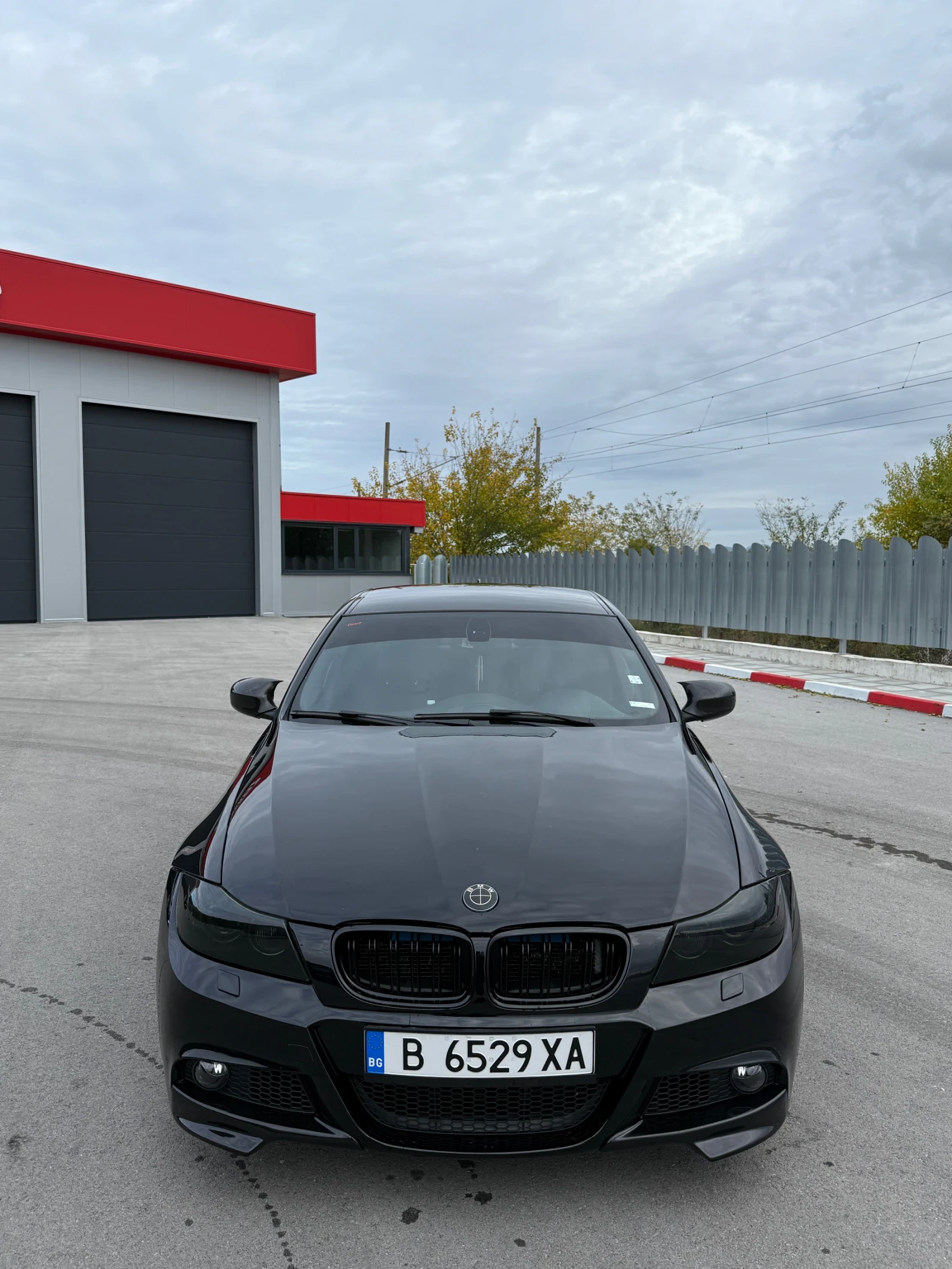 BMW 320, снимка 1