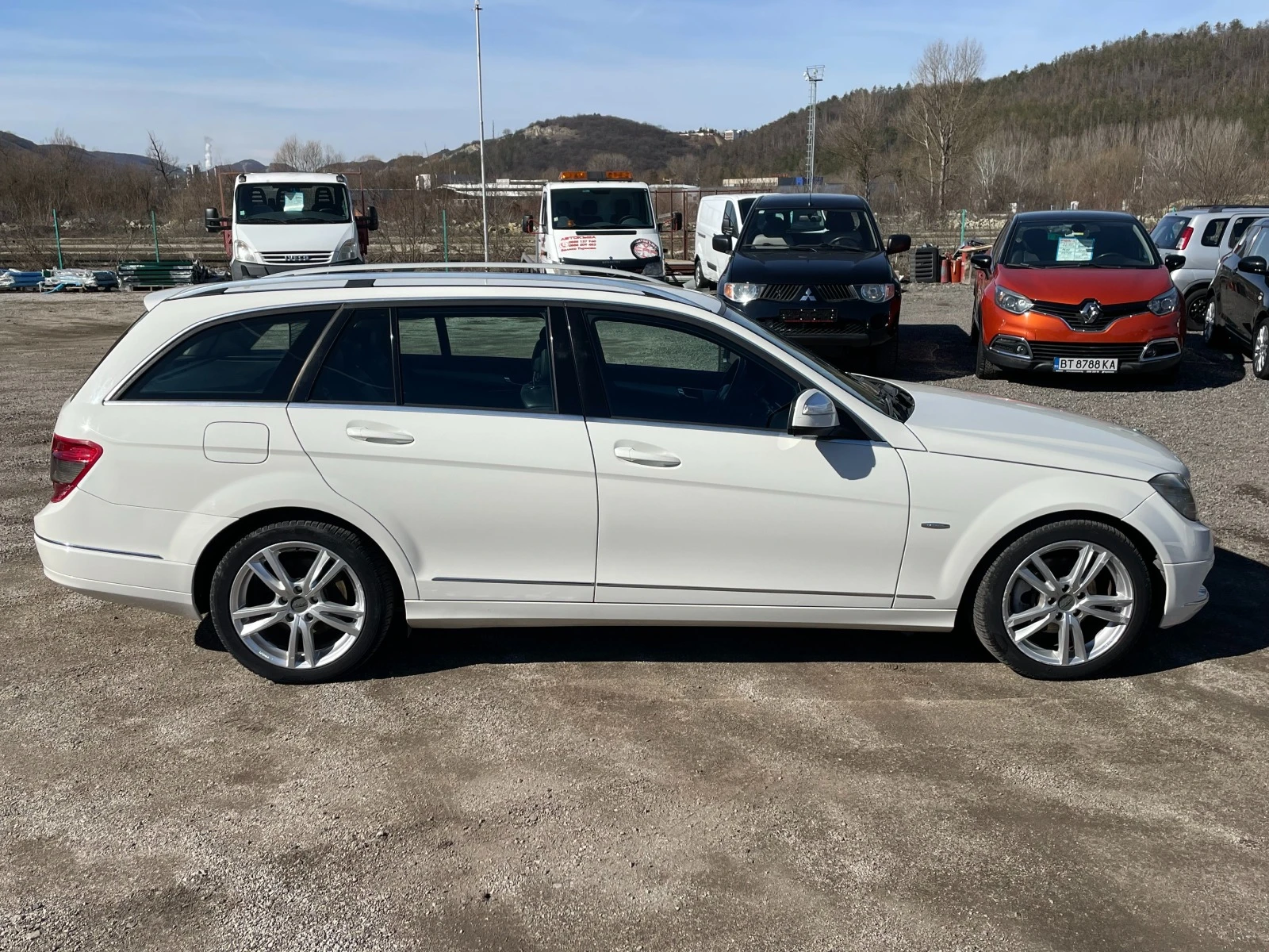 Mercedes-Benz C 220 НОВ ВНОС ИТАЛИЯ - изображение 9