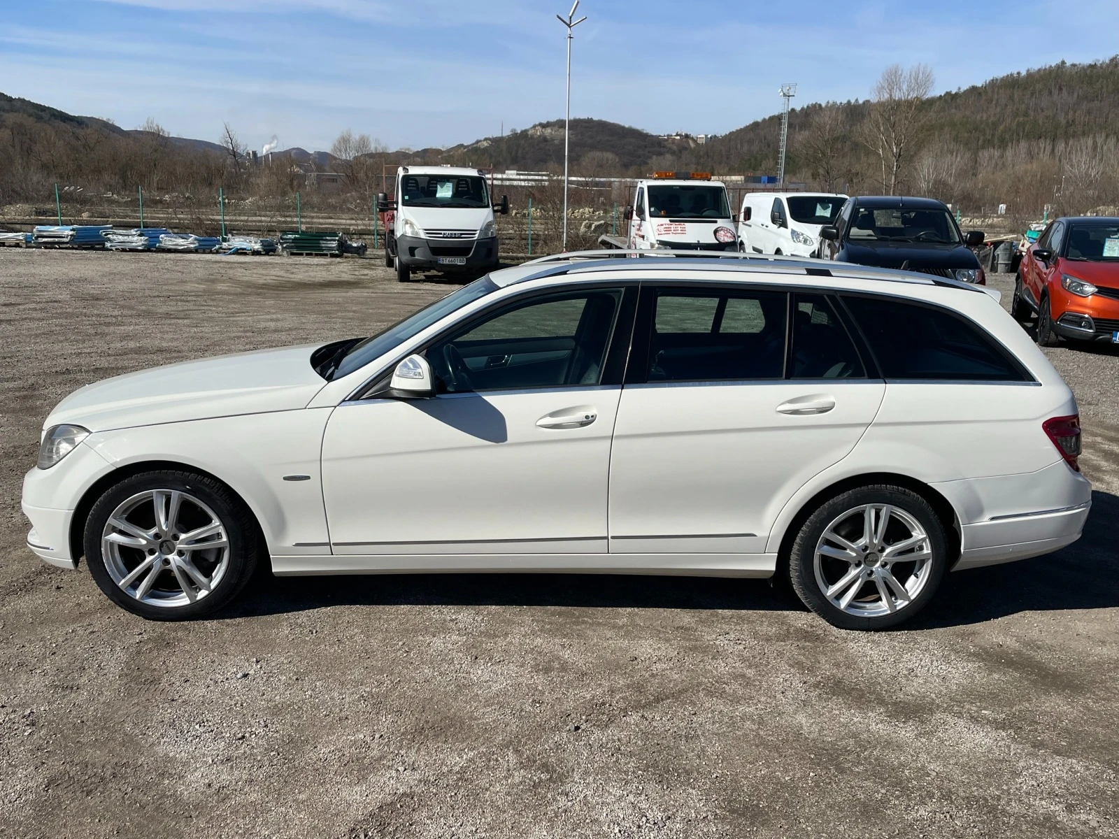 Mercedes-Benz C 220 НОВ ВНОС ИТАЛИЯ - изображение 4