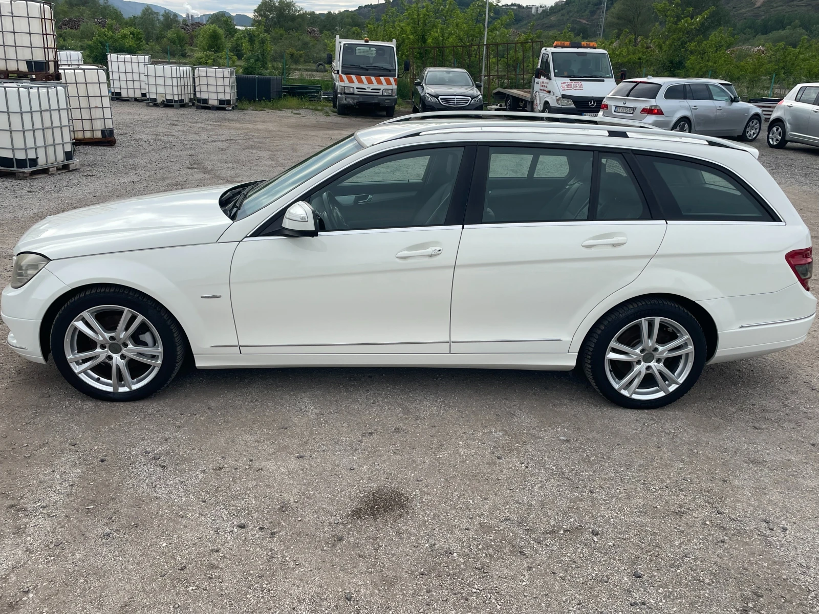 Mercedes-Benz C 220 НОВ ВНОС ИТАЛИЯ - изображение 4
