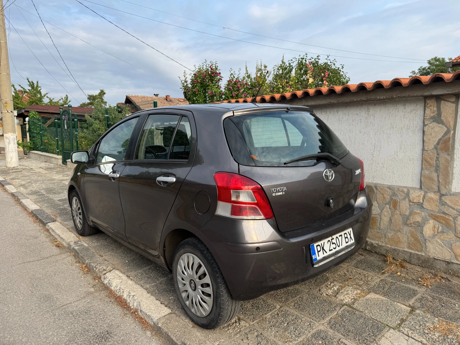 Toyota Yaris  - изображение 3